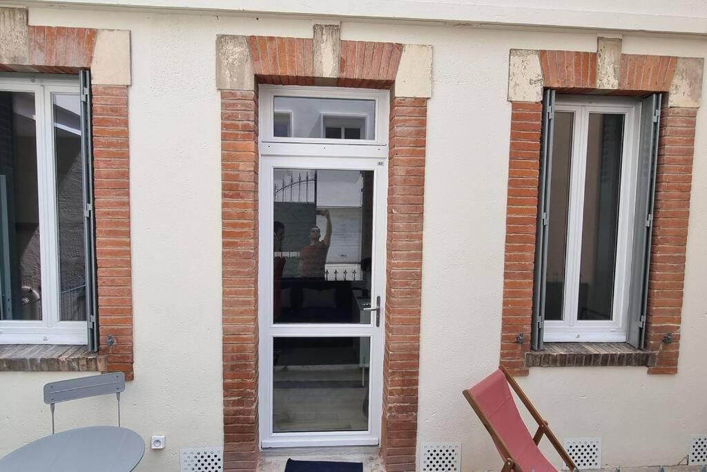 Grand Studio Avec Terrasse - Gare - Metro - Wifi Toulouse Luaran gambar