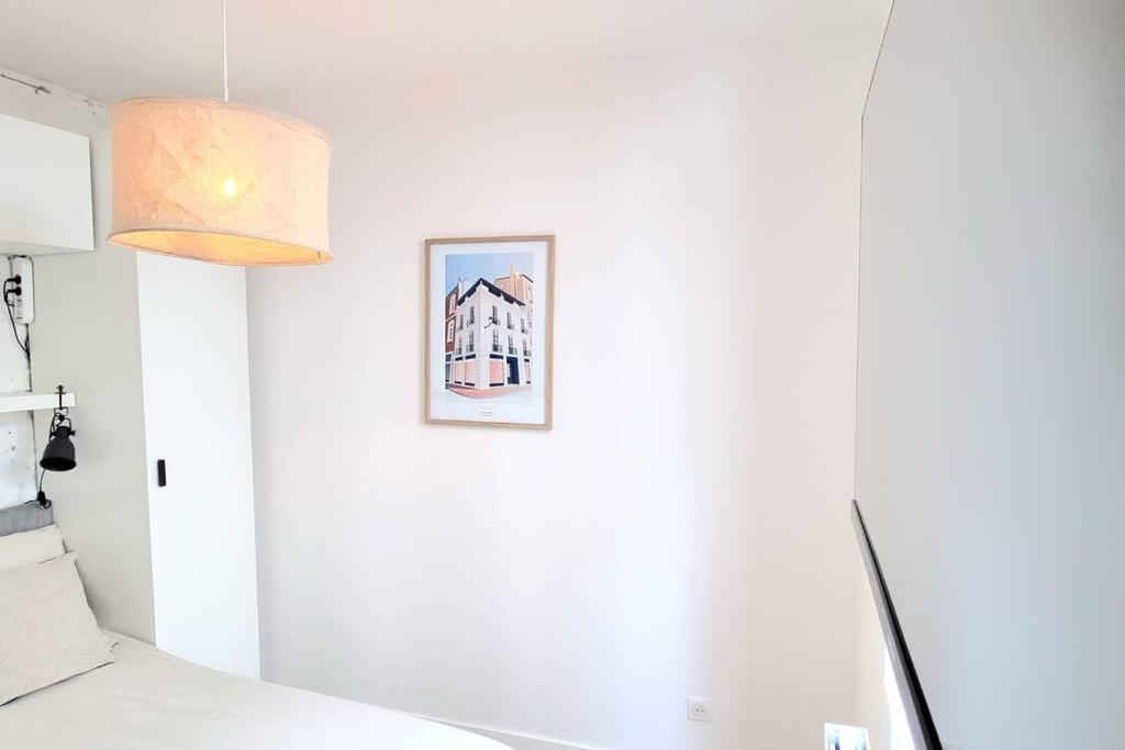 Grand Studio Avec Terrasse - Gare - Metro - Wifi Toulouse Luaran gambar